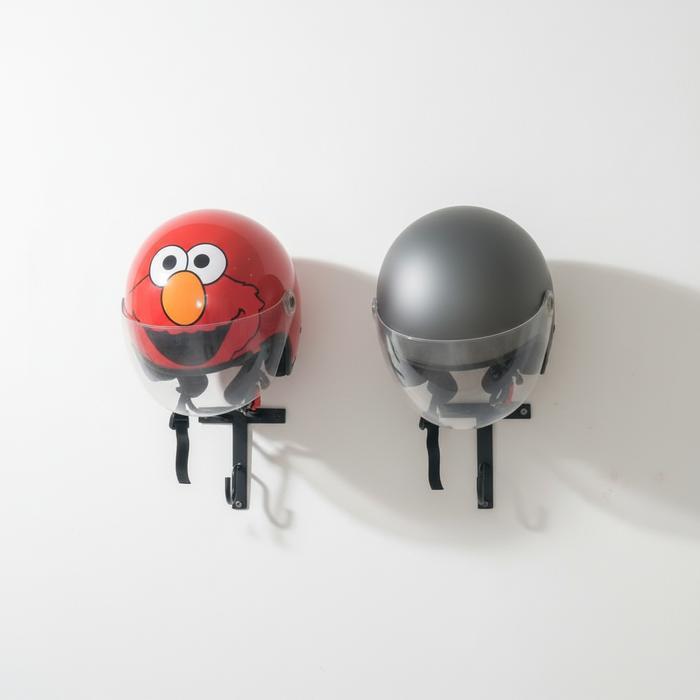 "New" DHL GaHelm Gantungan Helm 2 in 1 Gantungan Besi Untuk Helm Jaket Jas Hujan Kuat Dan Kokoh