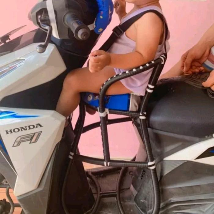Kursi Boncengan Anak Motor Matic Untuk Usia 1-3 Tahun Dilengkapi Sabuk Pengaman Bonnus Bantal Stang