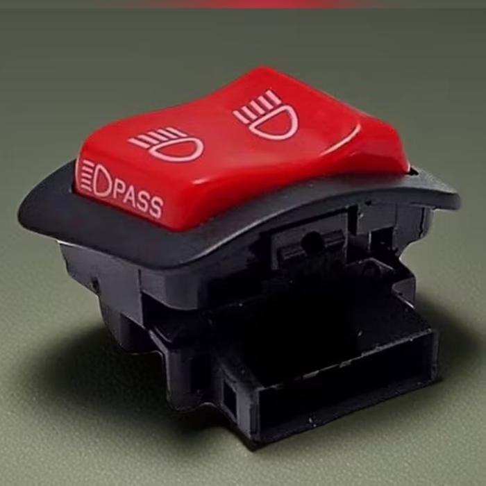 SAKLAR LAMPU TOMBOL PAS BEAM DIM 4 PIN VIETNAM 3 FUNGSI LAMPU MOTOR HONDA BEAT FI VARIO 125/150 OLD