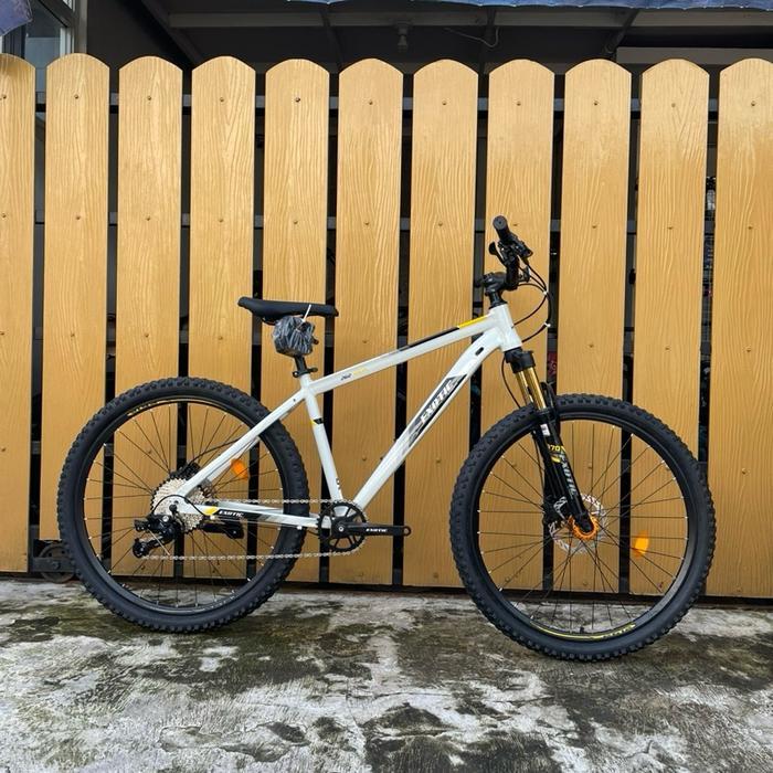 SEPEDA GUNUNG EXOTIC 2612 SLX