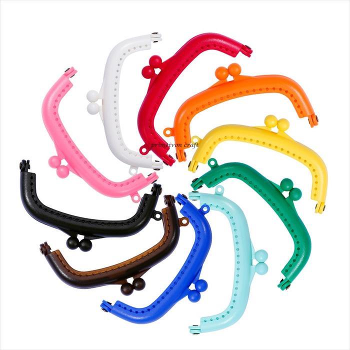 Behel dompet rajut plastik 8.5cm