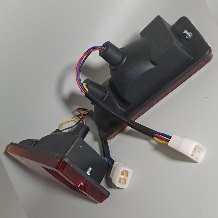 LAMPU REM BELAKANG STOPLAMP MOBIL ZEBRA PICK UP S89 HARGA SEPASANG