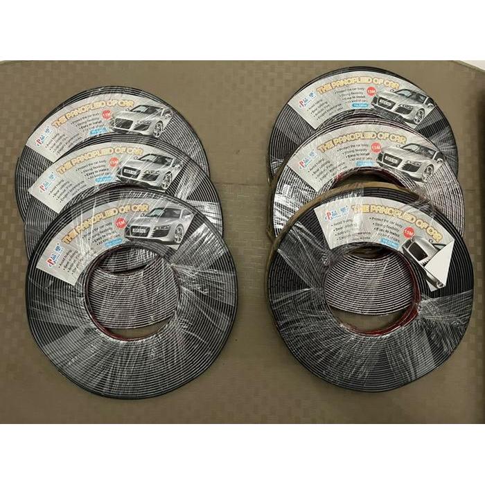 LIS MOLDING HITAM MOBIL UNIVERSAL