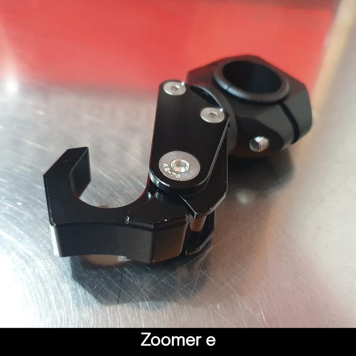 Gantungan barang Zoomer e