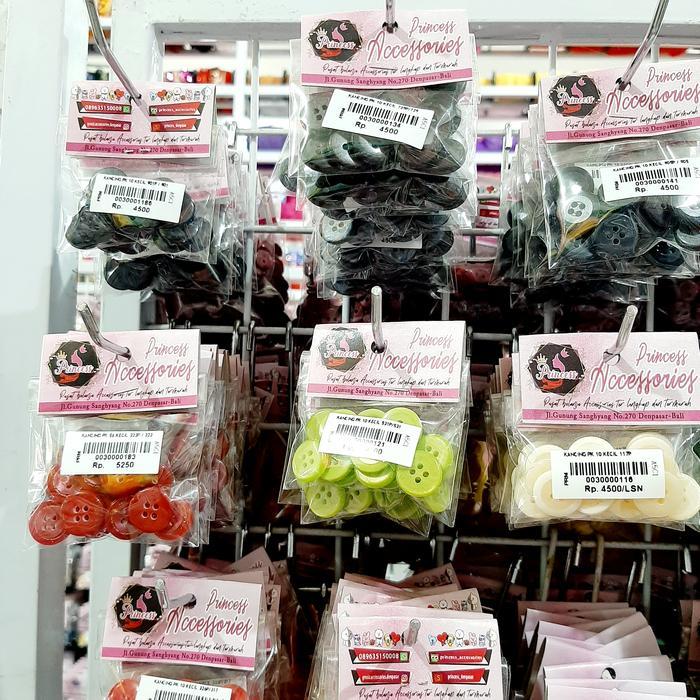 Kancing PK 10 Kecil / Kancing Plastik /Kancing Baju /Kancing Kemeja