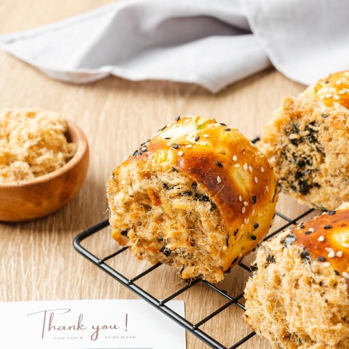 Botuna Indonesia Chicken Golden Floss Roti Abon Gulung Isi 6 Pcs Mix Rasa Abon Ayam Original Pedas