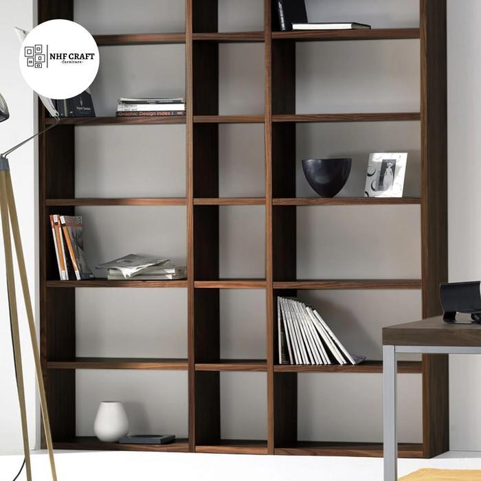 rak buku minimalis / rak buku jati / rak pajangan jati