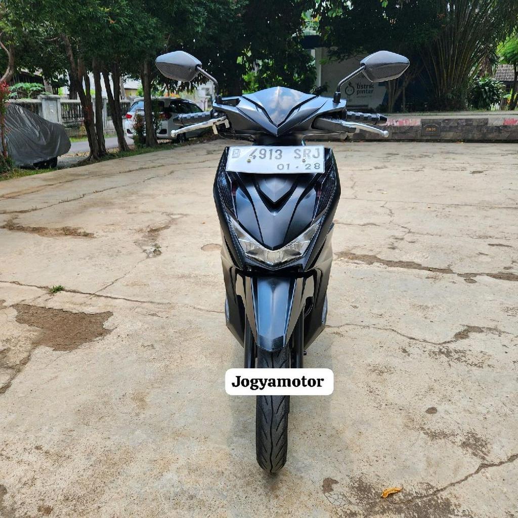 Honda Beat Deluxe Tahun 2022 motor bekas berkualitas