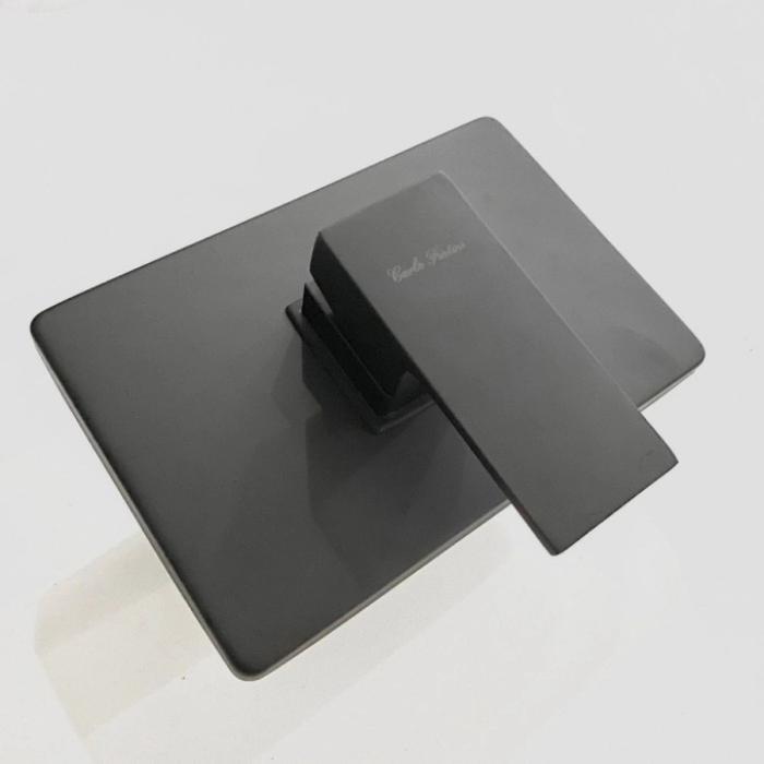 Stop Kran Tanam Panas Dingin Hitam Kotak/ Kran Shower Tanam Hitam