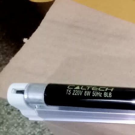 Money Detector Cek Uang Caltech Kap T5 Set 8W 8 W 8 Watt BLB Neon