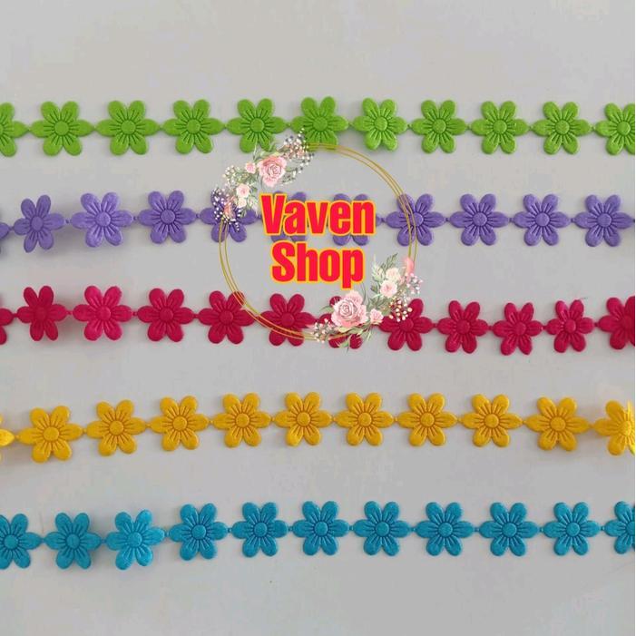 Renda Saten Melati / Jasmine Besar 1,5 cm