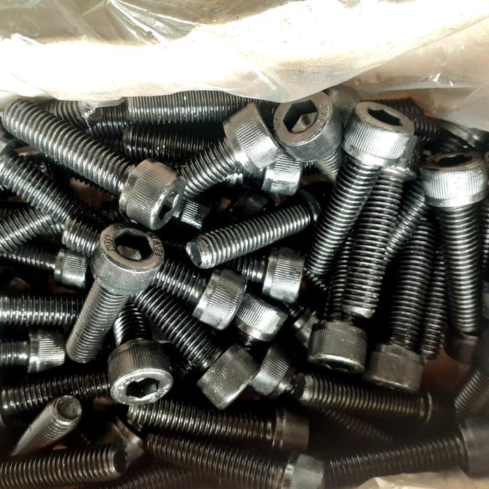 "New" BAUT L BAJA M10X40 / BAUT L BAJA M10 X 40 / BAUT L M10X40 BAJA HITAM