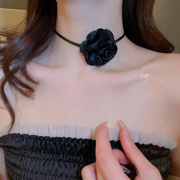 Choker Bunga Hitam Kalung Wanita Choker Hitam Perhiasan Pesta - Erlins Aksesoris