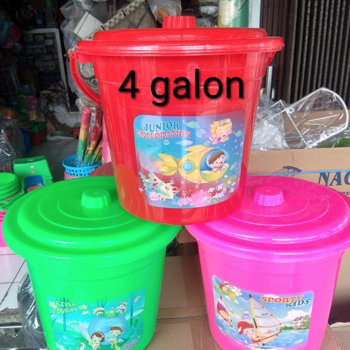 Ember Plastik 4 Gln +Tutup/Ember Kecil 4 Gln Gagang Plastik