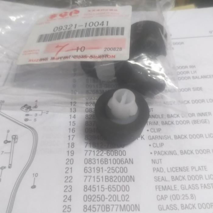 KARET STOPPER PINTU BAGASI ERTIGA