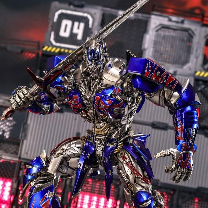 MF004 DLX Optimus Prime the last knight Action figure Optimus prime