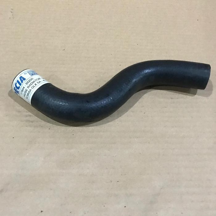 Selang Radiator Bagian Bawah Suzuki Forsa