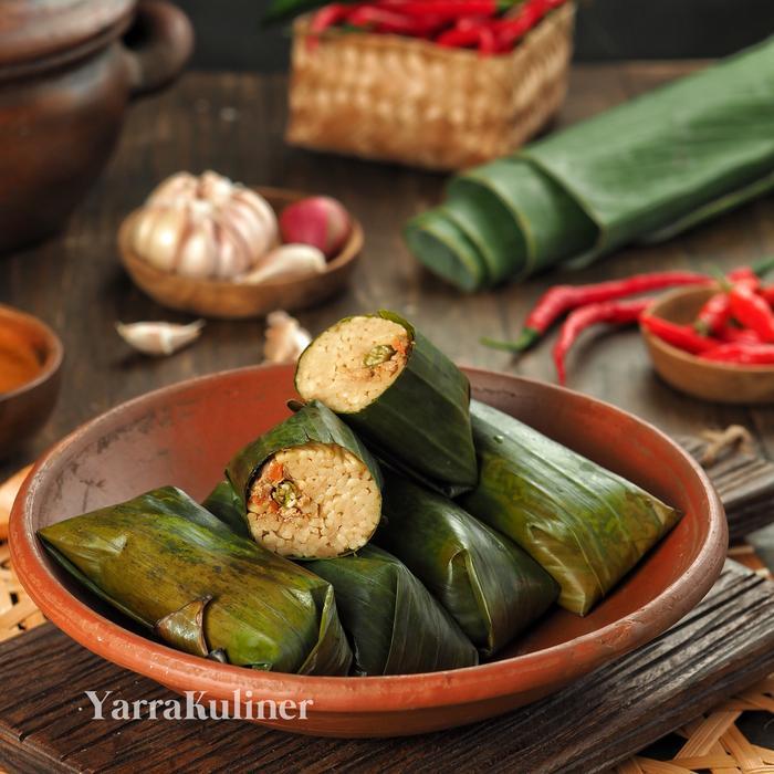 AREM AREM MIE ISI DAGING AYAM ISI 5 PCS