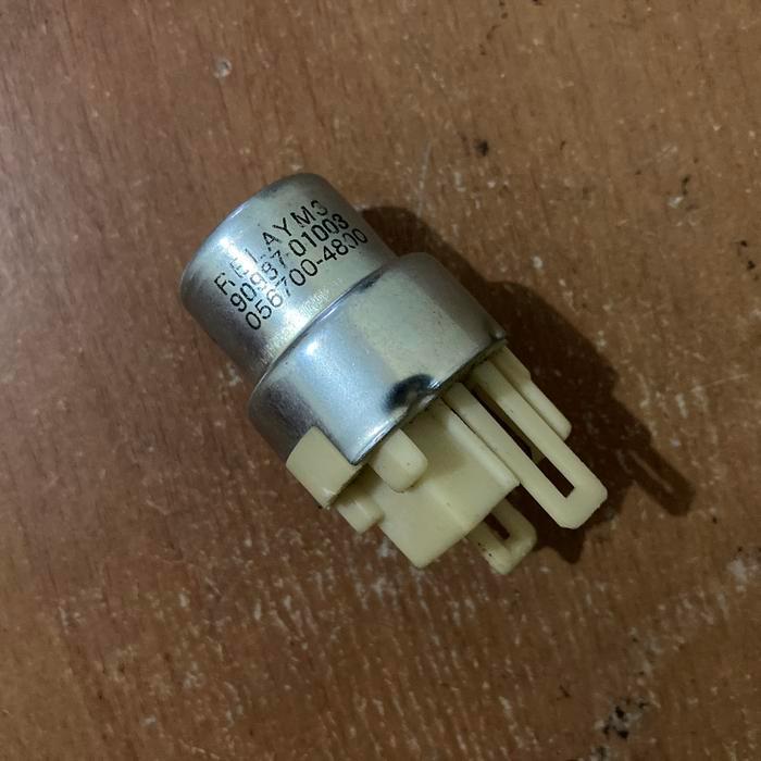 Relay Lampu Depan Land Cruiser Bj60 Fj60 Hj60 Rj70 Lj70 Hdj80 Hzj80 Asli Partt