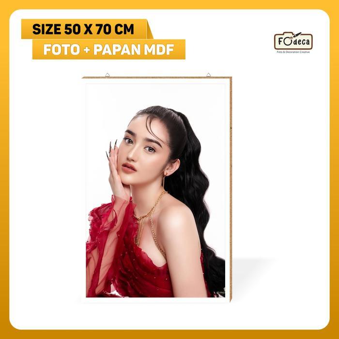 CETAK FOTO PREWEDDING 20R JUMBO 50X70 CM + BINGKAI KAYU MDF PREWED / HIASAN DINDING FOTO AESTHETIC /