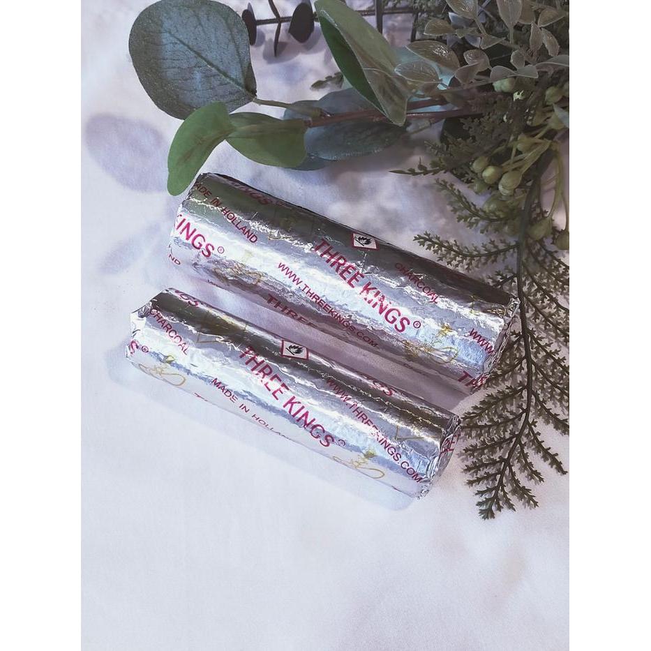 Arang Khusus Pembakaran Dupa