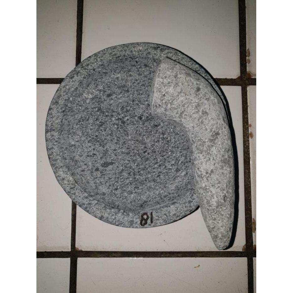 COET / COBEK BATU GUNUNG ASLI 18 CM BUBUT + ULEKAN 1 SET 18CM