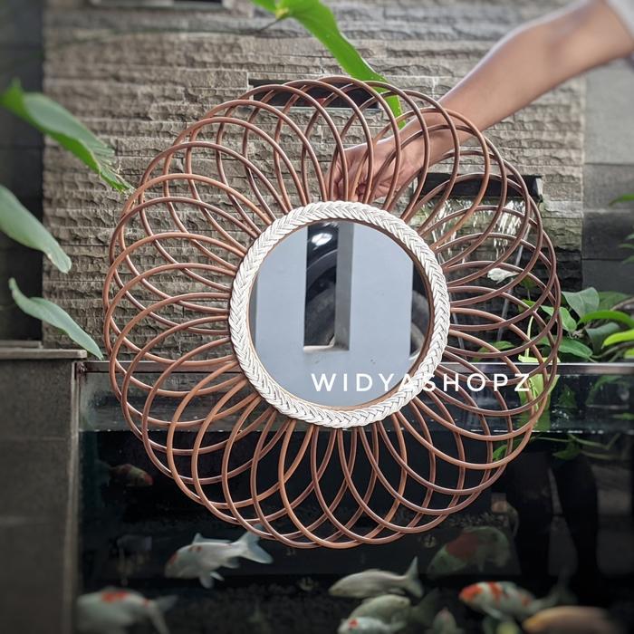 Kaca Cermin Rotan Sintetis Hiasan Dinding Kerajinan Furniture Unik