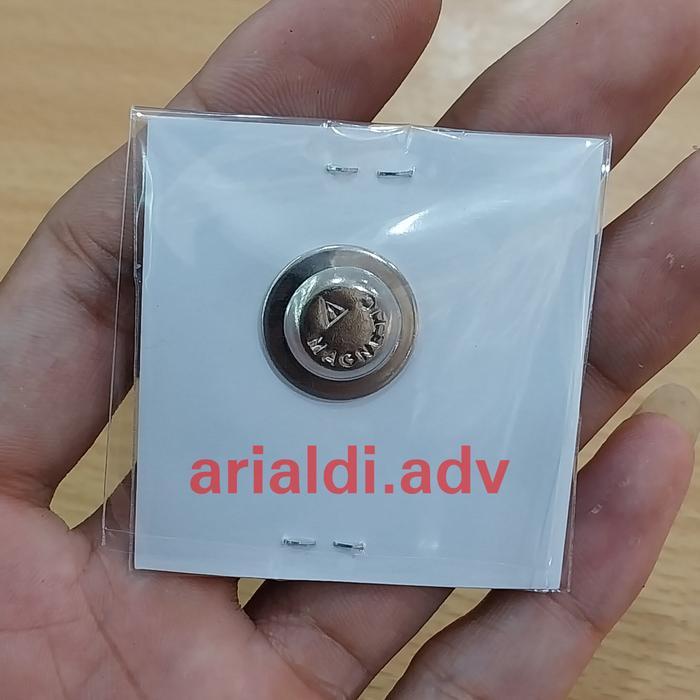 Pin korpri bolong kerancang silver korpri eching bolong silver magnet