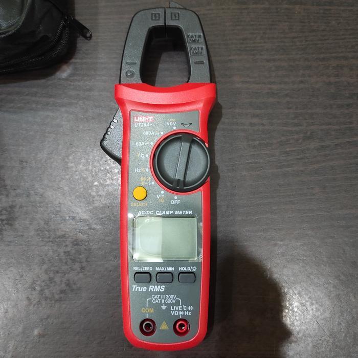 Uni-T Digital Clamp Meter Tang Ampere Ut204+