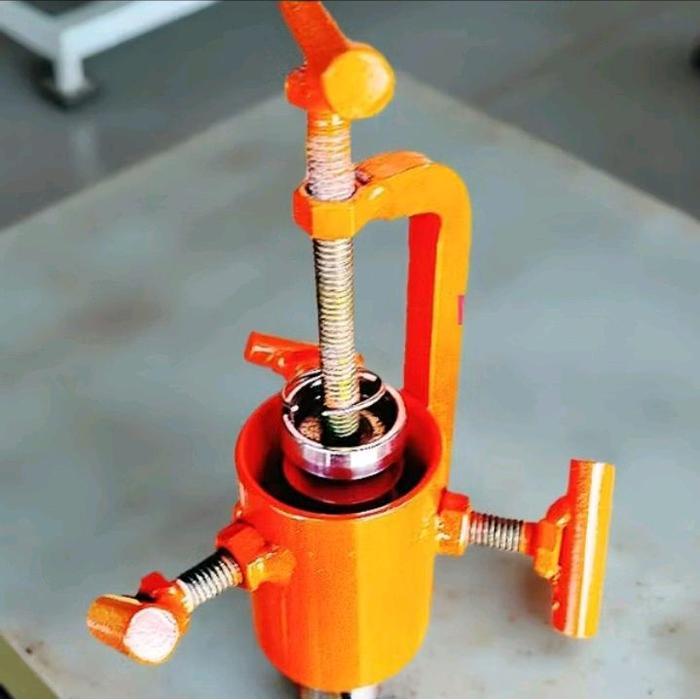 TREKER KUNCI SHOCK DEPAN MOTOR UNIVERSAL NMAX NINJA PCX CBR DLL dengan Desain Ergonomis dan Kualitas