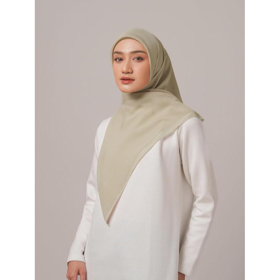 NAPOCUT HIJAB - NEW SERIES PLAIN PARIS NAPOCUT ( JILBAB SEGI EMPAT ) KERUDUNG SQUARE MUSLIM SYARI
