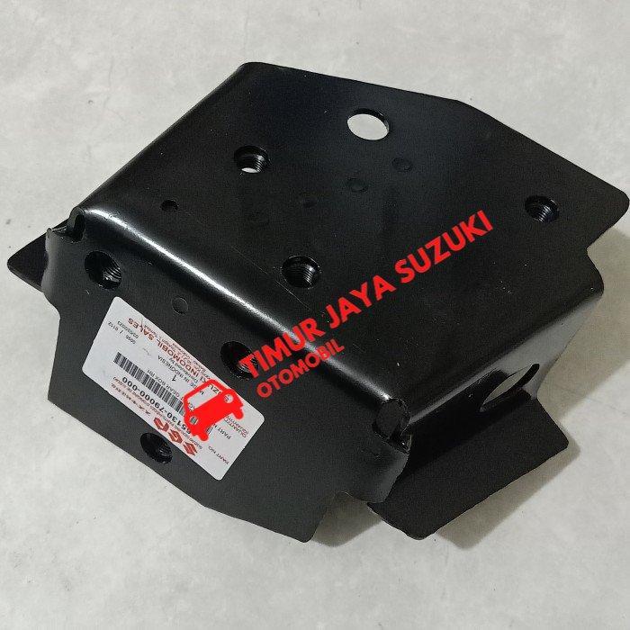 ONDERDIL MOBIL] BRAKET GEAR BOX STIR STEERING KANAN CARRY 1.0 ST-100 ASLI SGP SPAREPART SUZUKI SIAP