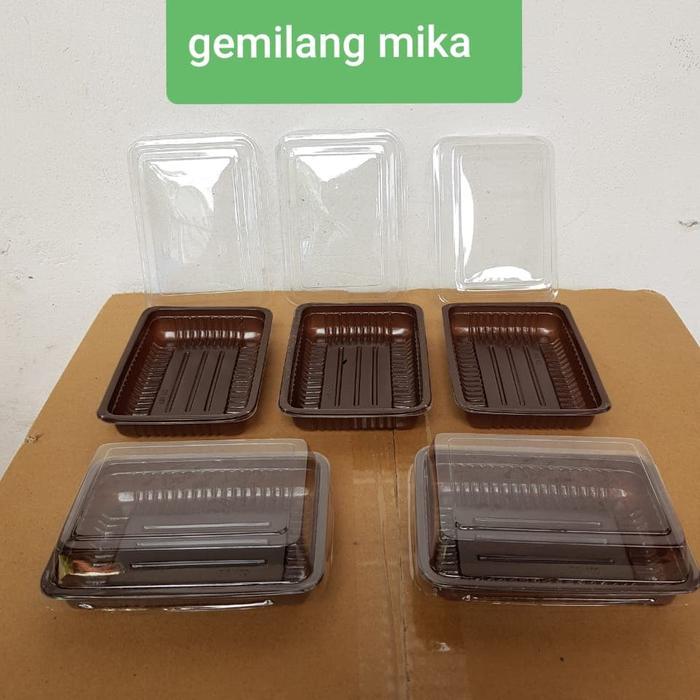Snack box untuk tempat cemilan atau jajanan pasar