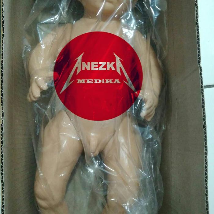 Phantom Manekin Bayi Sehat