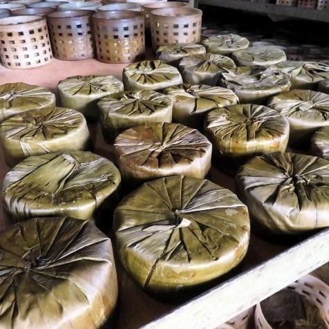 Kue Keranjang Kue Cina Ny Lauw Daun Khas Tangerang - Halal 10 Kg Terlaris