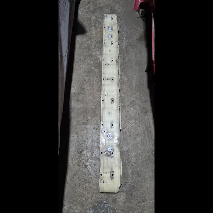 tulang bemper bumper belakang bmw e30