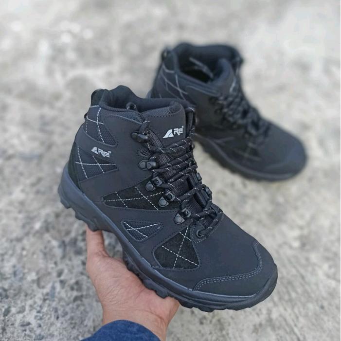 sepatu hiking/sepatu Rei SAR/ sepatu gunung