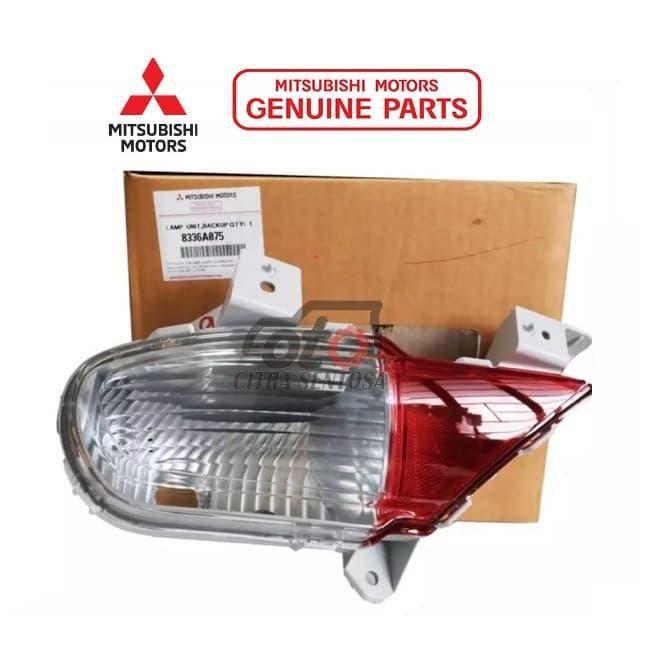 Lampu Bumper Belakang Kiri / Lamp Unit,Backup,Lh 8336A075