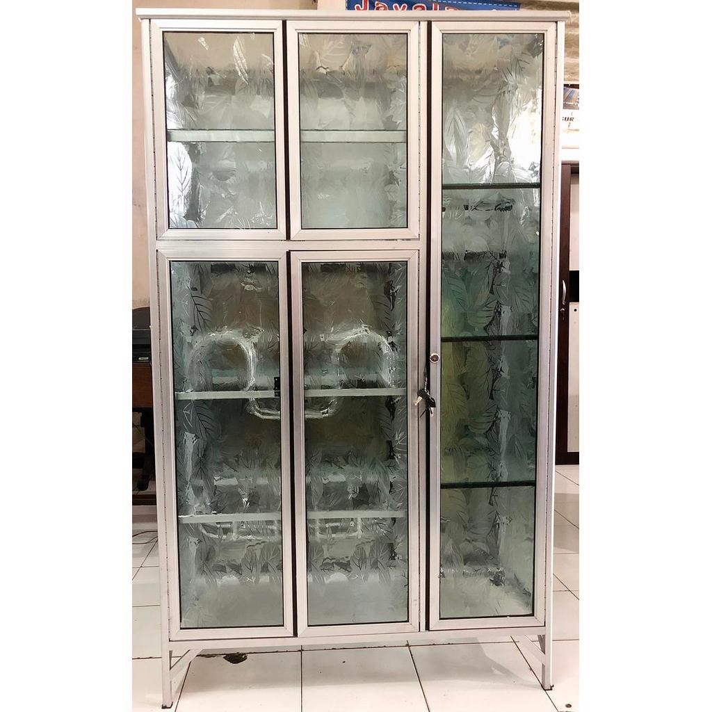 Rak Piring Aluminium Putih Kaca Motif 3 Pintu