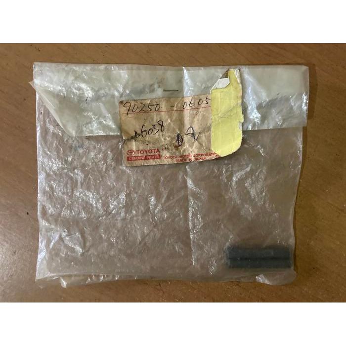 Pin Differential Pinion Corona GL EX Saloon Twincam Absolute TOYOTA