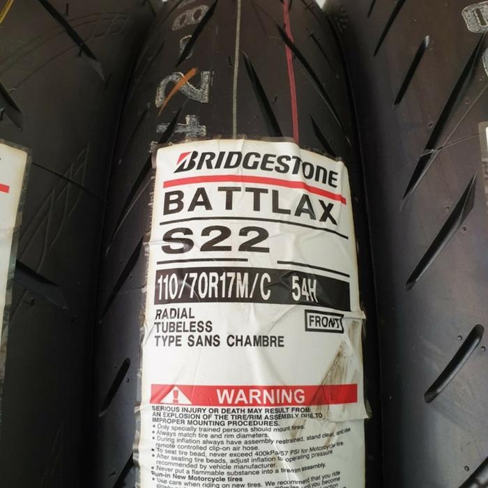 Ban Battlax S22 110 70 17 Dan S22 140 70 17
