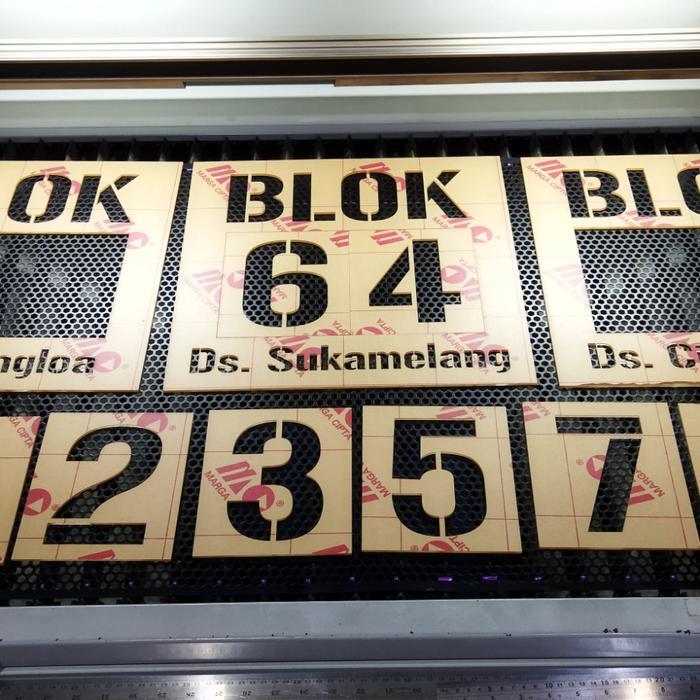 "New" MAL cetakan Huruf Angka Stencils Stensil Akrilik Pylox cat semprot