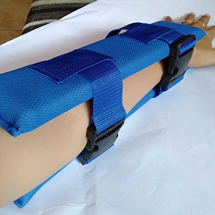 Terlaris Spalk tangan 7cmx30 cm / 1 pasang spalk bidai tangan / spalk kaki anak SALE