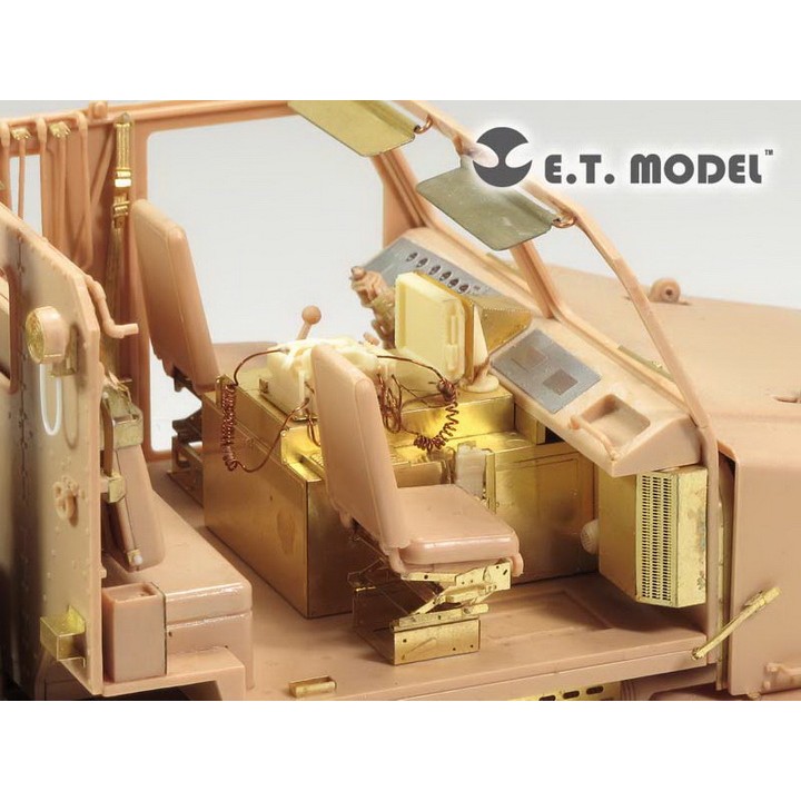 ET Model E35-132 1/35 Modern U.S. M1070 Truck Tractor Interior For HOBBYBOSS 85502