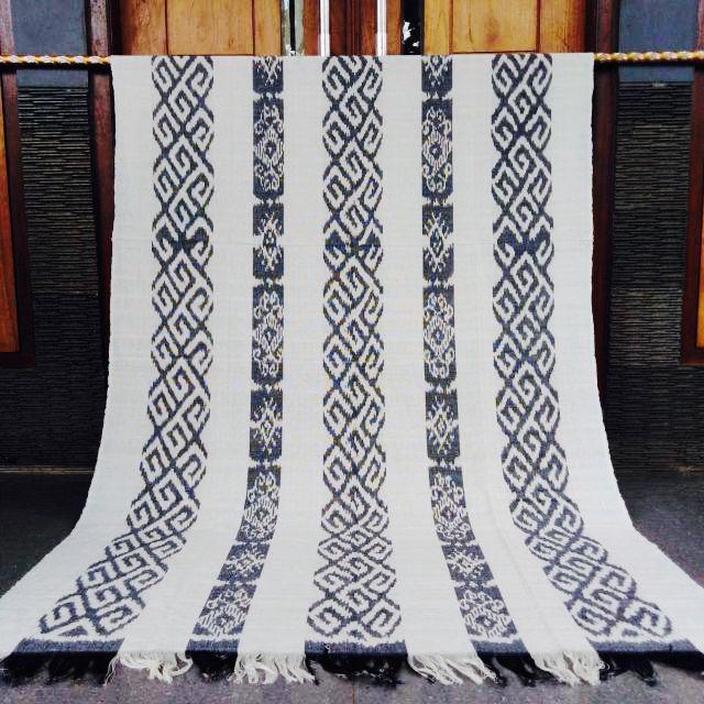 Best Seller Kain Tenun Ikat Blanket Etnik Motif Lombok Putih Asli ( Premium) Original