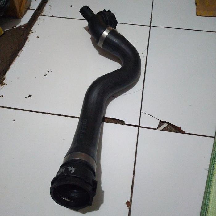 Selang Radiator Bawah Bmw E90 N46 E84 N46N