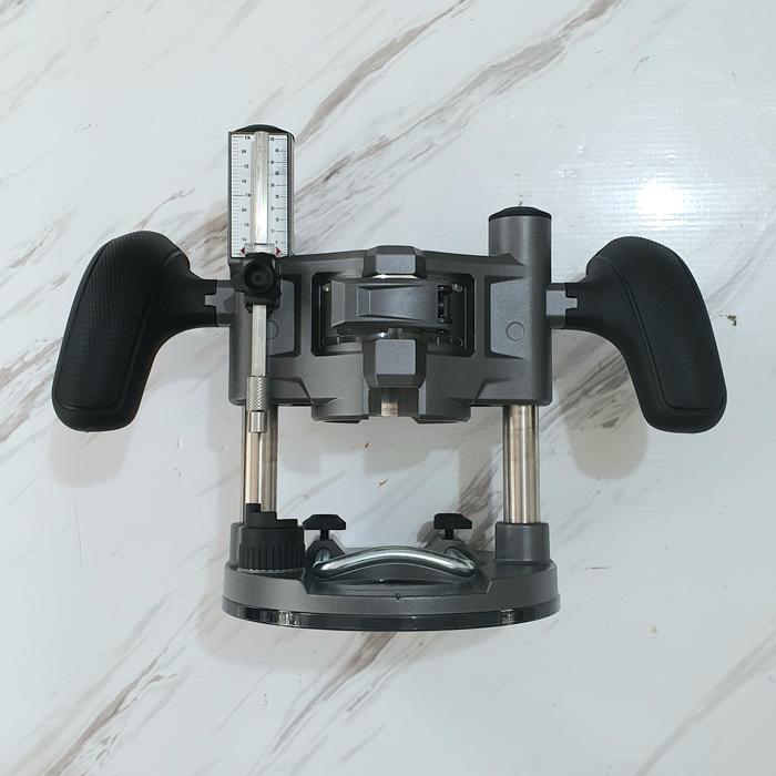 MILWAUKEE COMPACT ROUTER PLUNGE BASE 48-10-5601