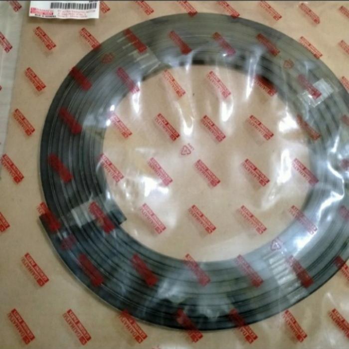 Ready karet kaca depan/list kaca depan calya original daihatsu
