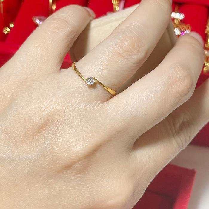 Cincin wanita mata satu + cincin slavina setengah gram