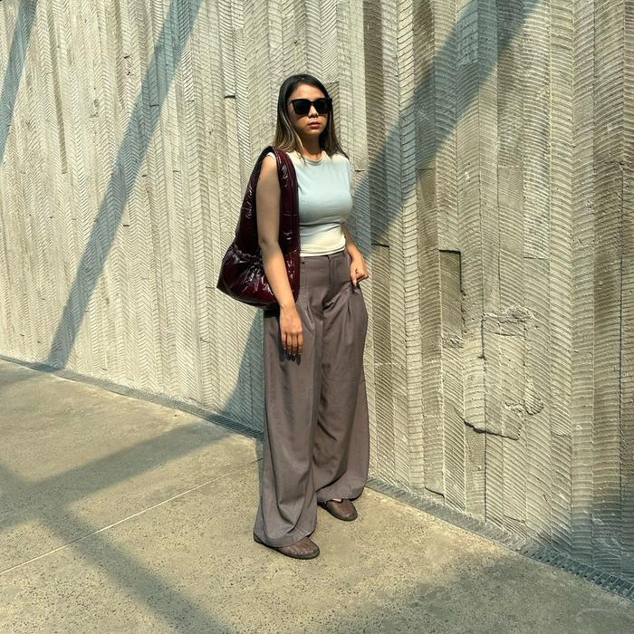 LOEWY TOTEBAG PUFFY SHOULDER BAG PUFFY TOTEBAG KULIAH TAS NGAMPUS TAS LAPTOP BY ROETOE